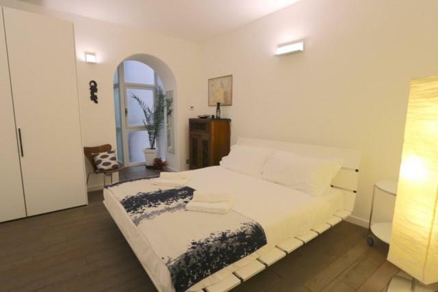 Como Design Apartment - Bymyhomeincomo Luaran gambar